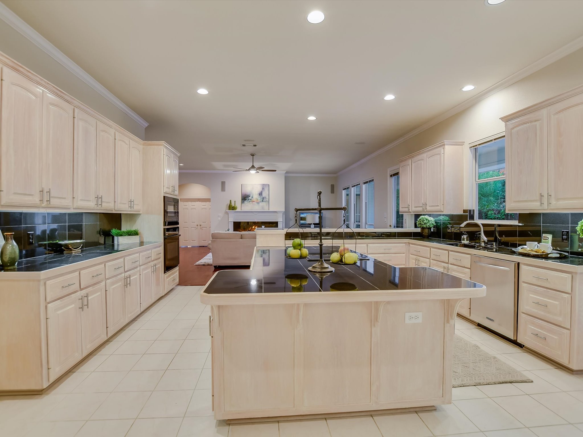 virtual staging vs virtual remodeling; outdated kitchen before virtual remodel