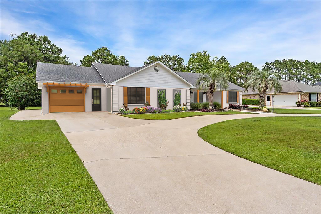 Virtual remodeling: residential exterior, after