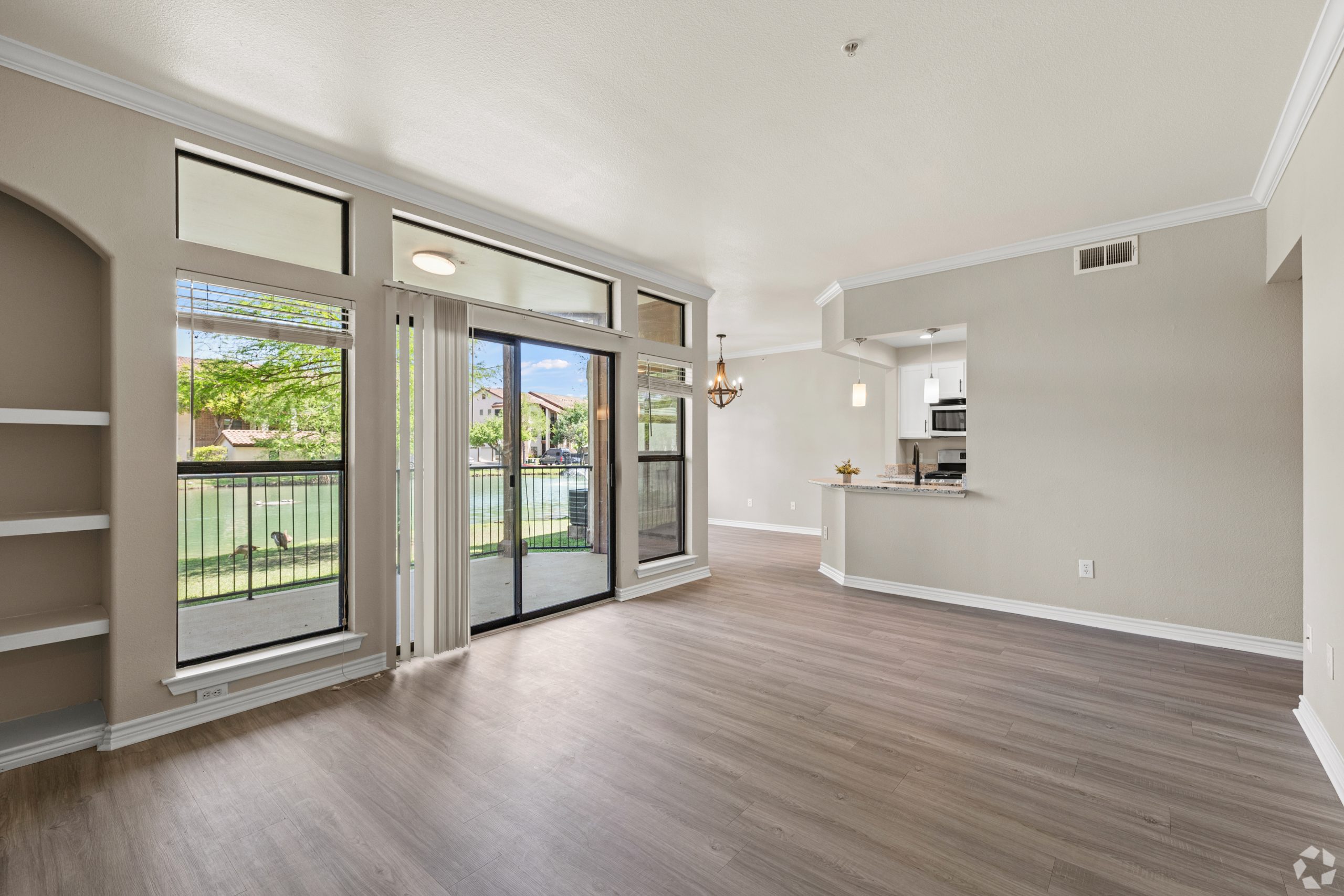 vacant apartment living space; before virtual apartment staging