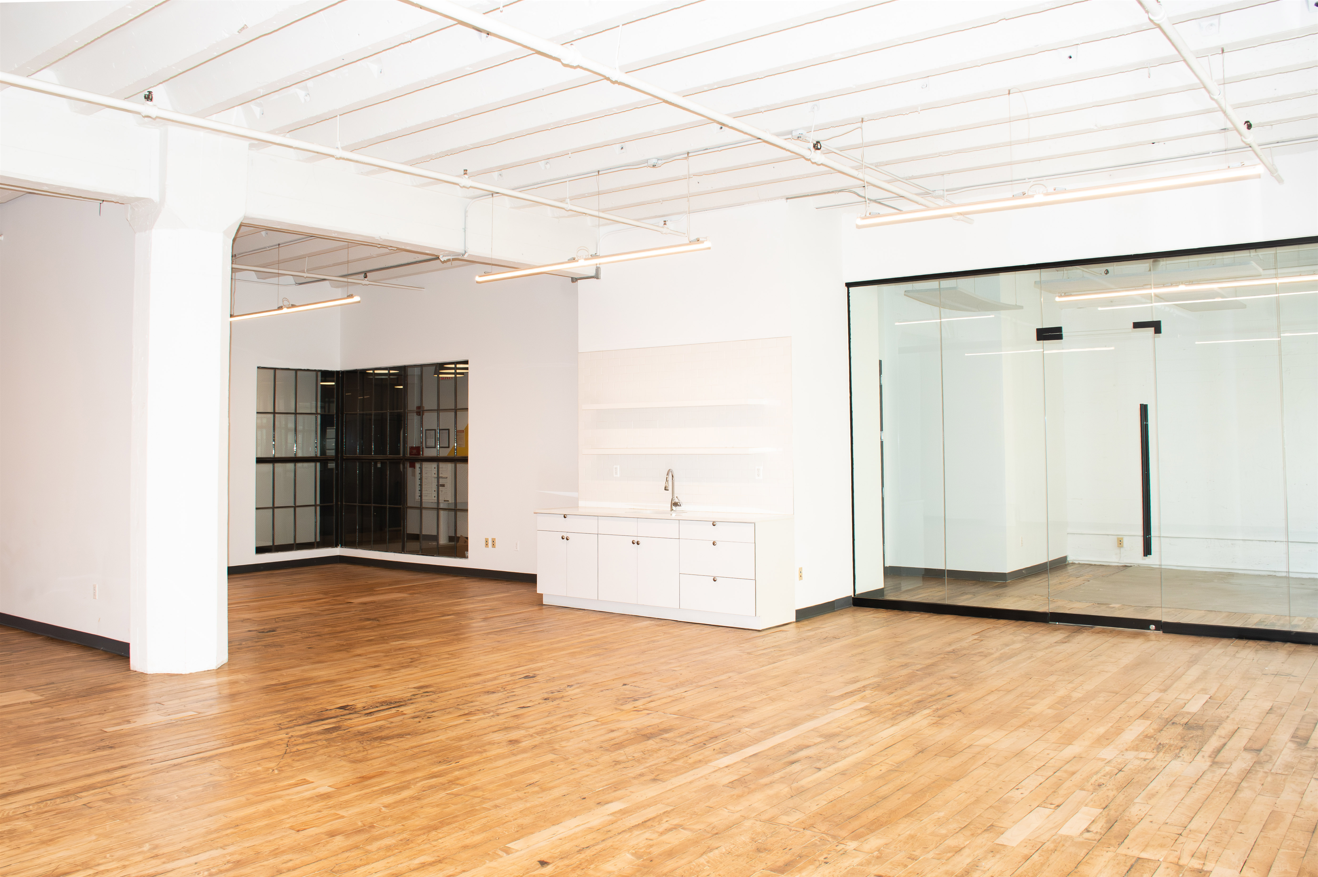 vacant office space_before virtual staging